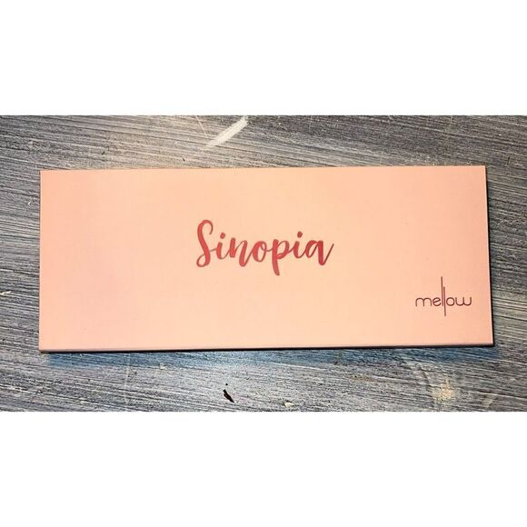 Mellow Cosmetics - Sinopia Eyeshadow Palette - Picture 5 of 6